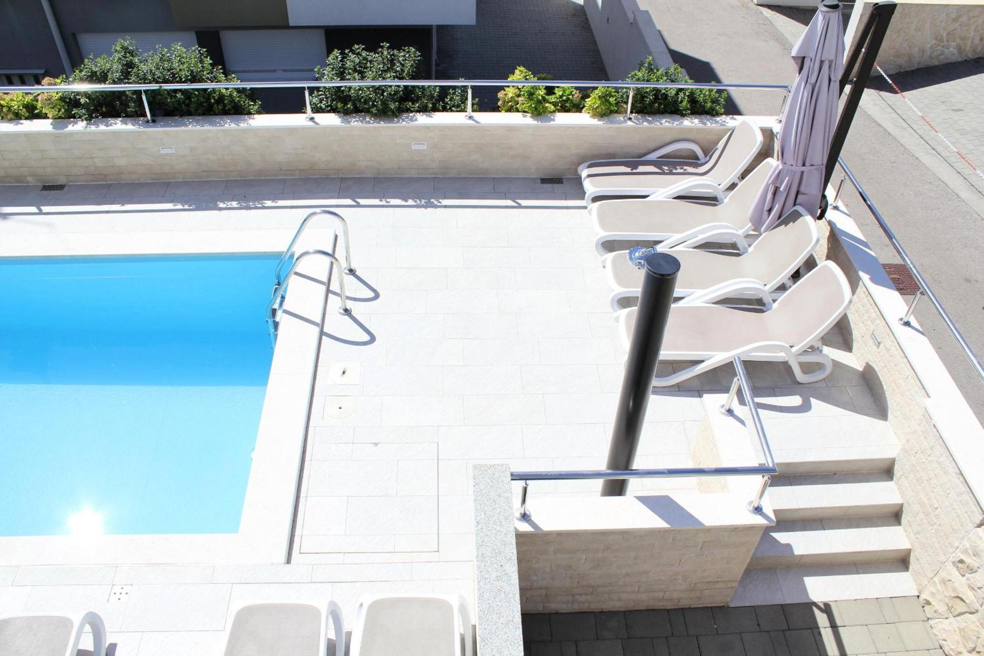 Villa Lumada Pool Apartments Novalja Luaran gambar